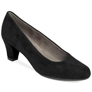 Aerosoles Shore Thing Suede Pump